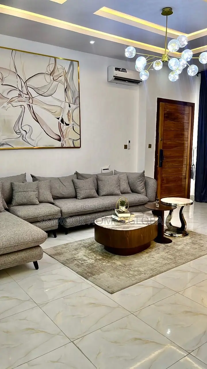 Furnished 2bdrm Block of Flats in Igbo-efon for sale in Igbo-efon