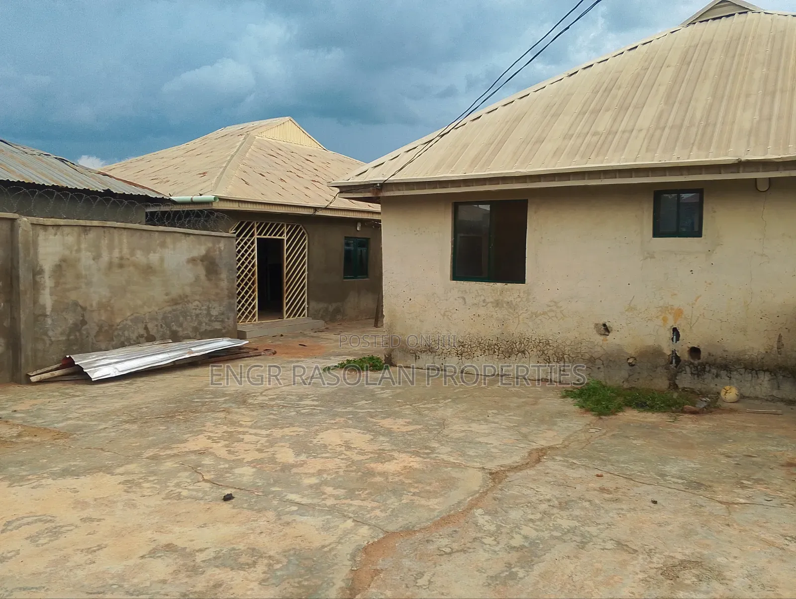 Furnished 3bdrm Block of Flats in Ganmo, Ifelodun-Kwara for sale in Ifelodun-Kwara