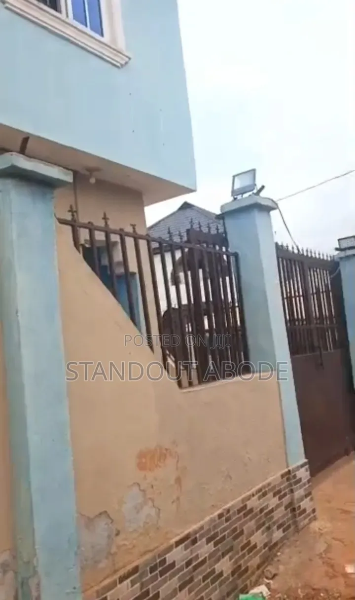 3bdrm Duplex in Good Location, Iyana Ipaja for sale in Iyana Ipaja