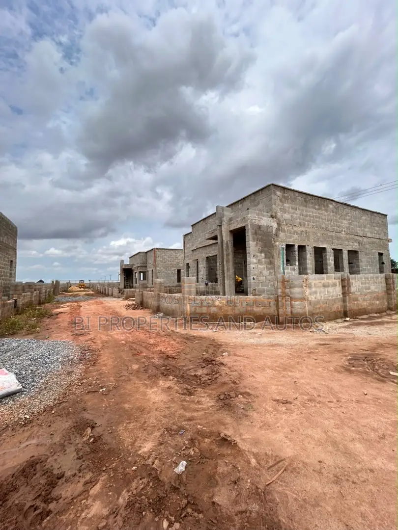 3bdrm Bungalow in In A Gated Estate, Ipaja / Ipaja for sale in Ipaja / Ipaja