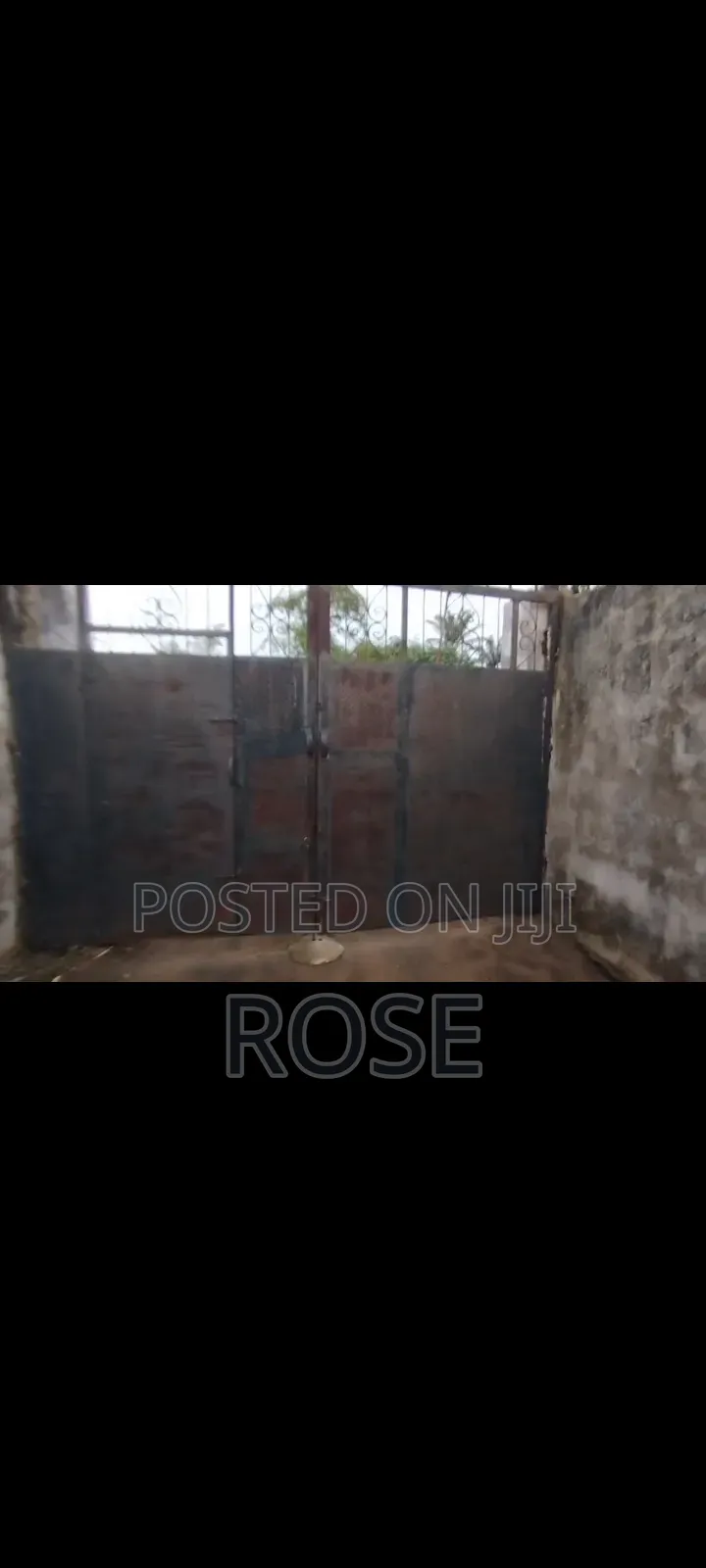 3bdrm Bungalow in Ikot Mbang, Uyo for sale in Uyo