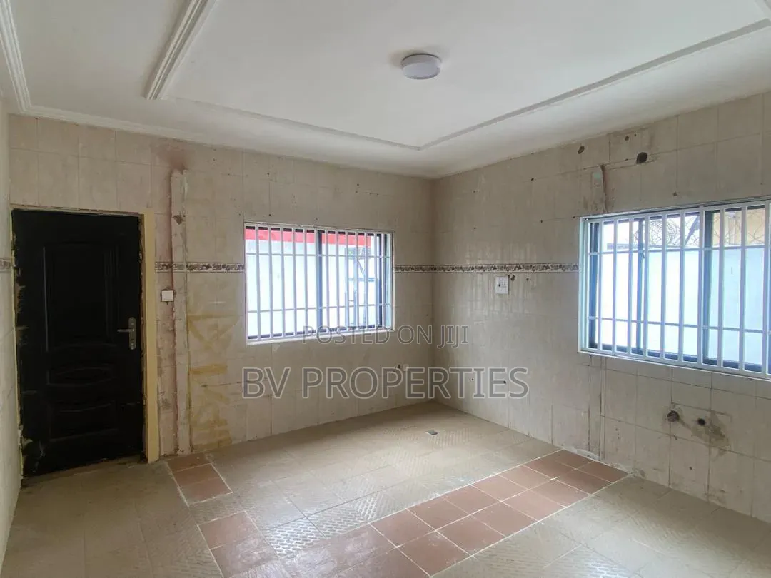 5bdrm Duplex in Lekki Phase 1 for rent in Lekki Phase 1