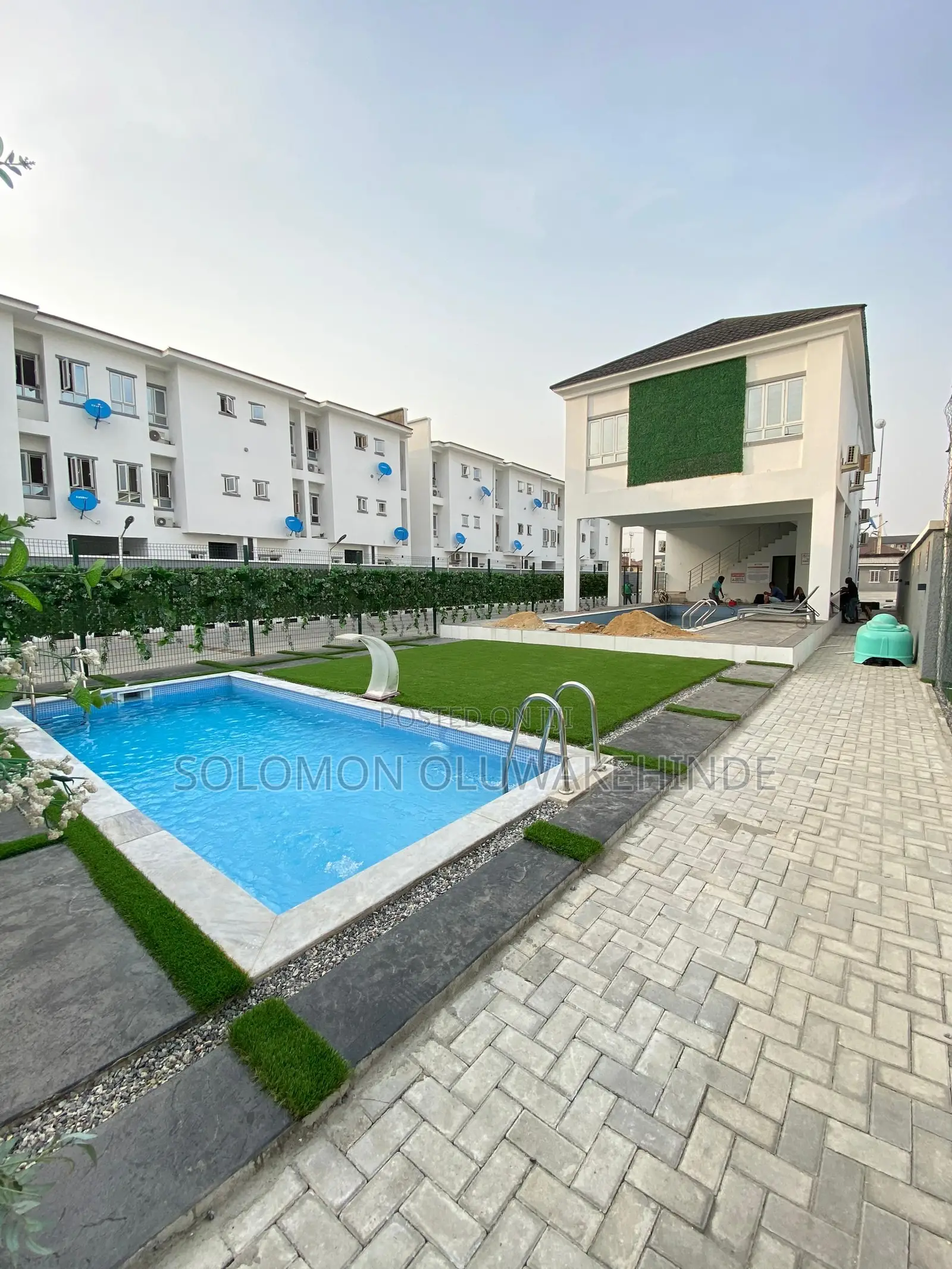 Furnished 2bdrm Apartment in Victoria Bay 3, Lekki Phase 1 for sale in Lekki Phase 1