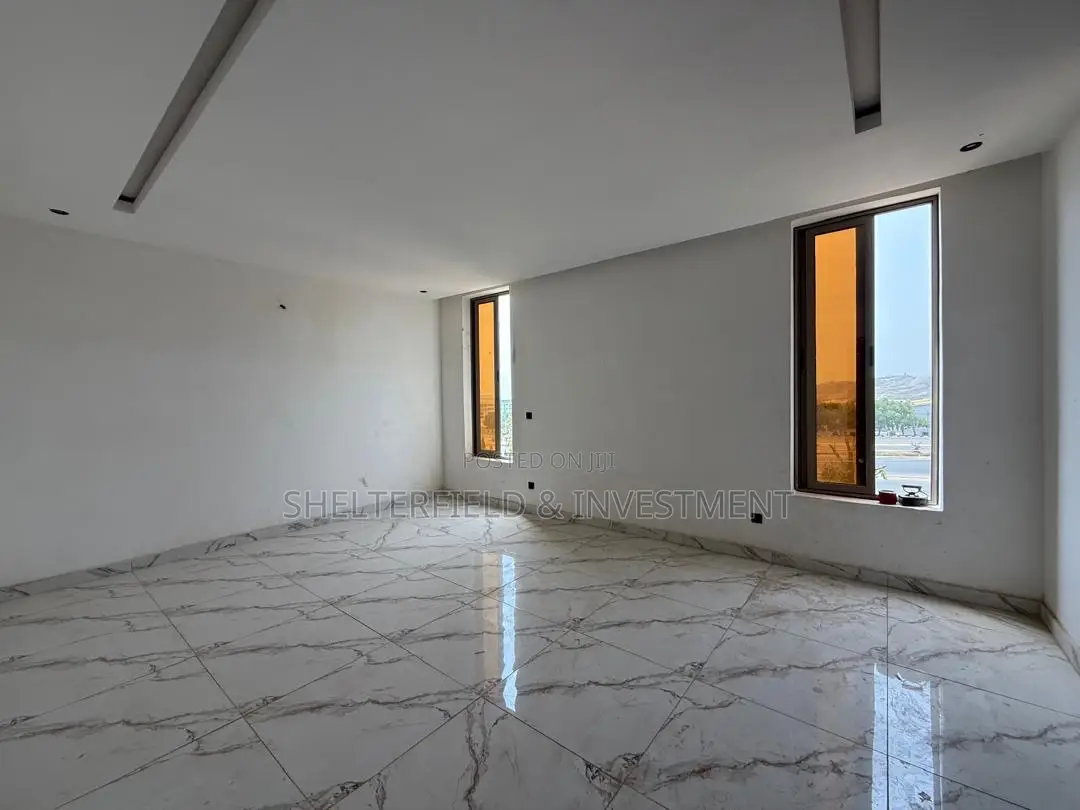 5bdrm Duplex in Maitama Main for sale in Maitama