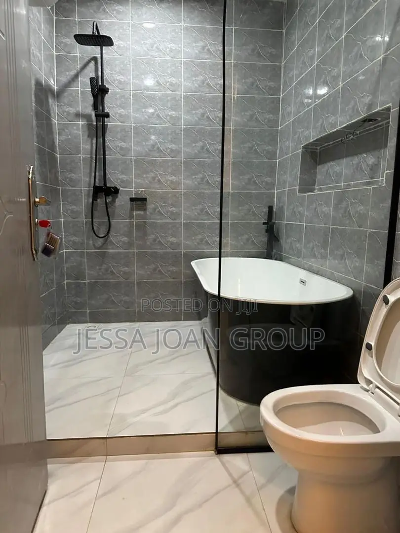 Furnished 5bdrm House in Wuse 2 for rent in Wuse 2