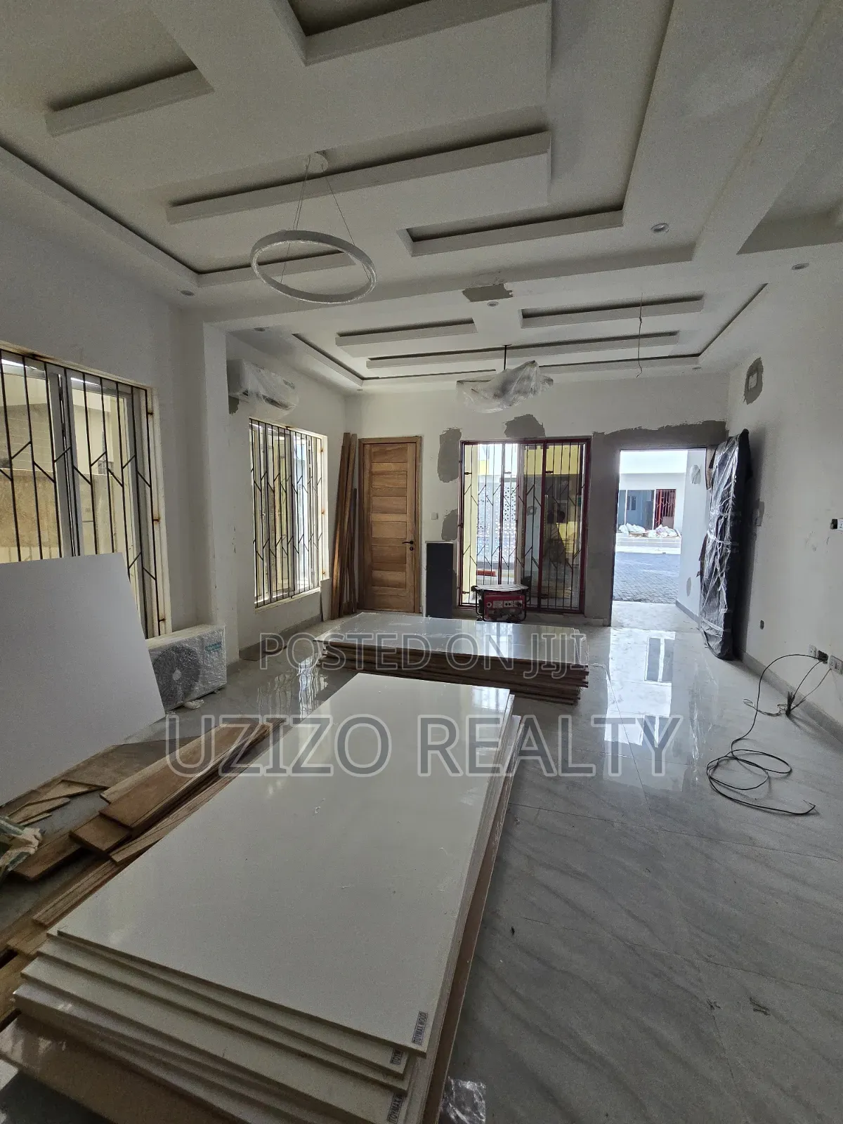 3bdrm Townhouse/Terrace in Lekki Phase 1 for sale in Lekki Phase 1