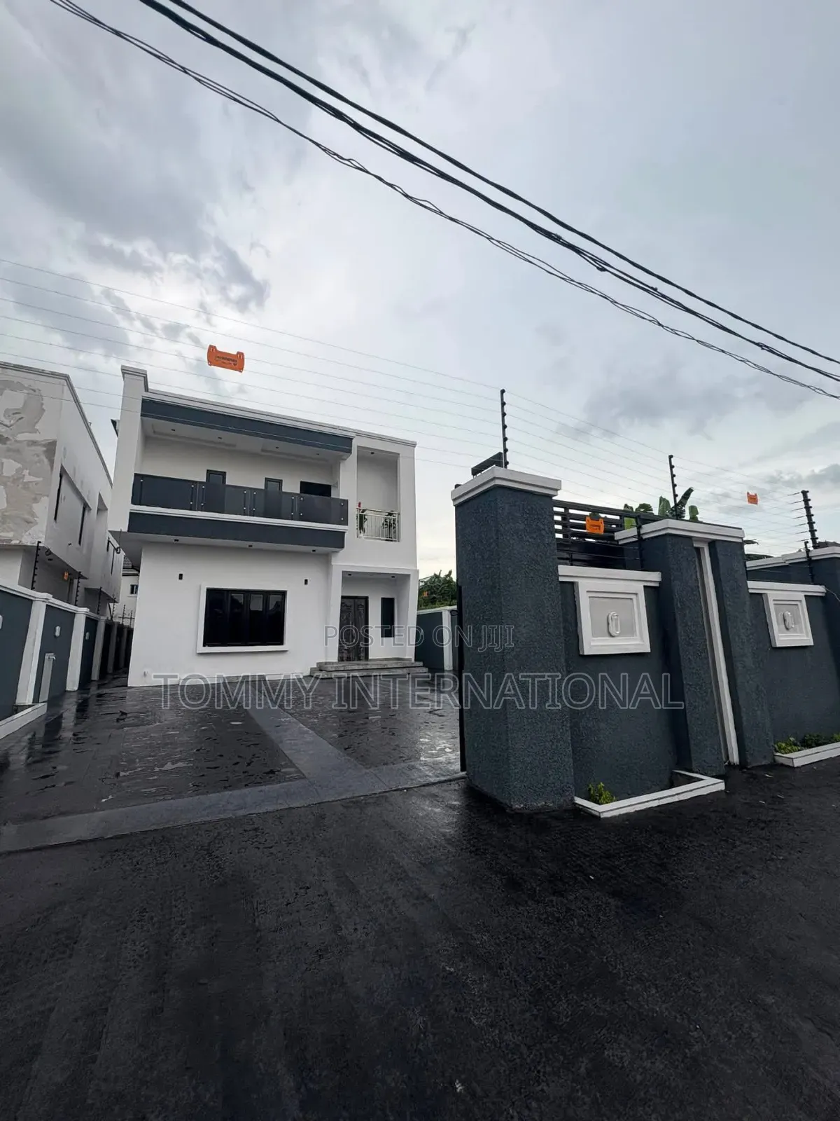 4bdrm Duplex in Akwaka Estate, Port-Harcourt for sale in Port-Harcourt