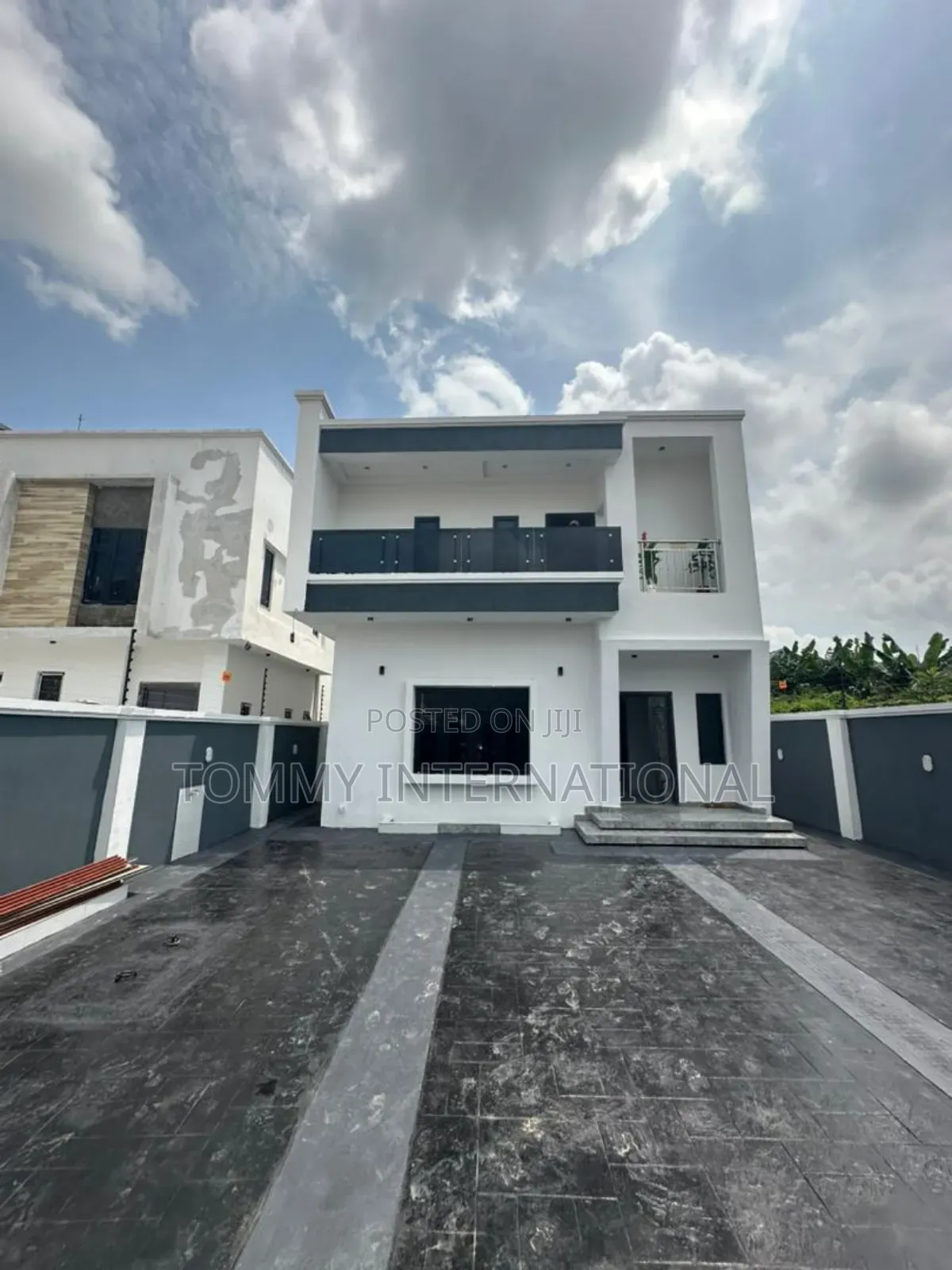 4bdrm Duplex in Akwaka Estate, Port-Harcourt for sale in Port-Harcourt