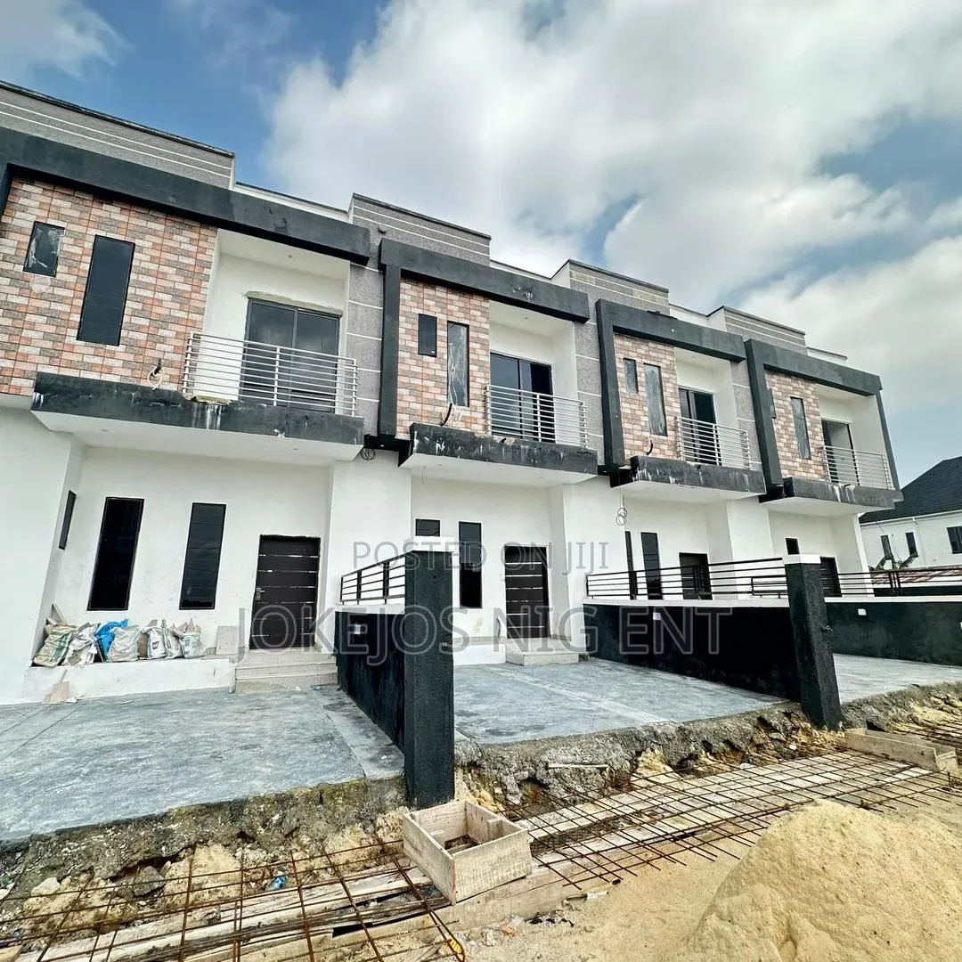2bdrm Townhouse/Terrace in Lbs Lagos Business, Olokonla for sale in Olokonla
