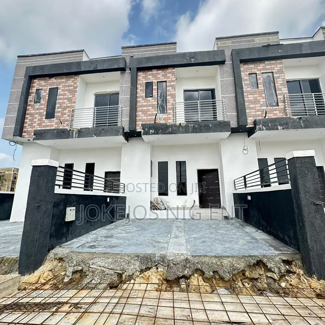 2bdrm Townhouse/Terrace in Lbs Lagos Business, Olokonla for sale in Olokonla