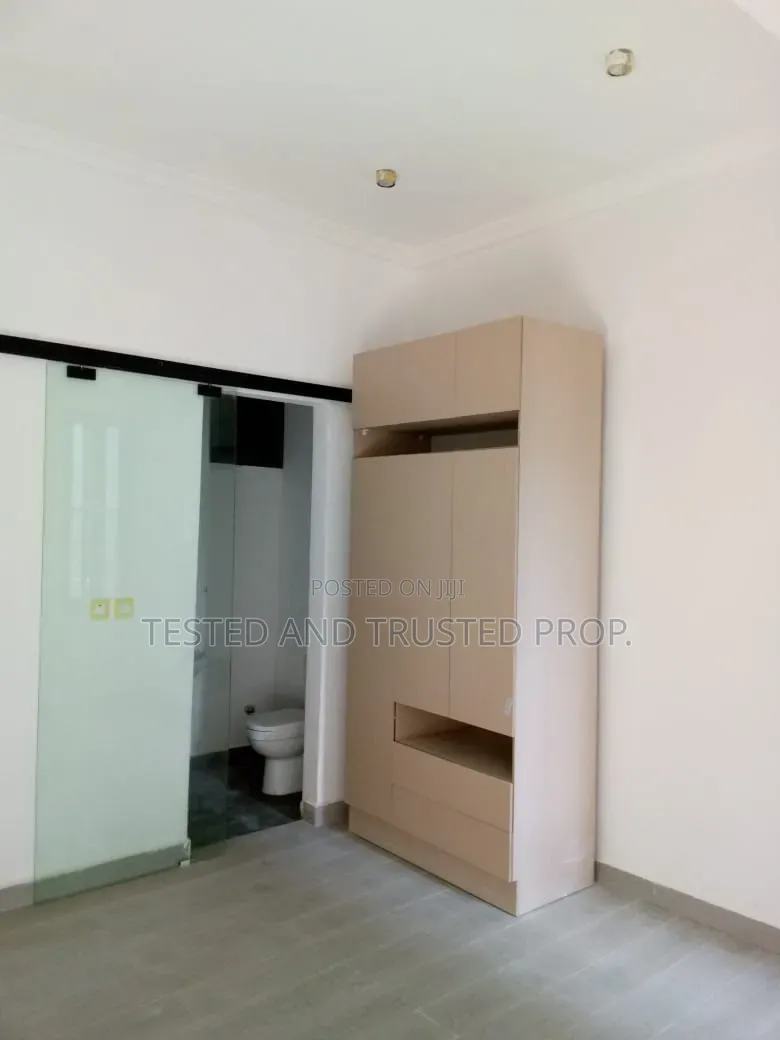 3bdrm Apartment in Spar Road Salem for rent in Ikate