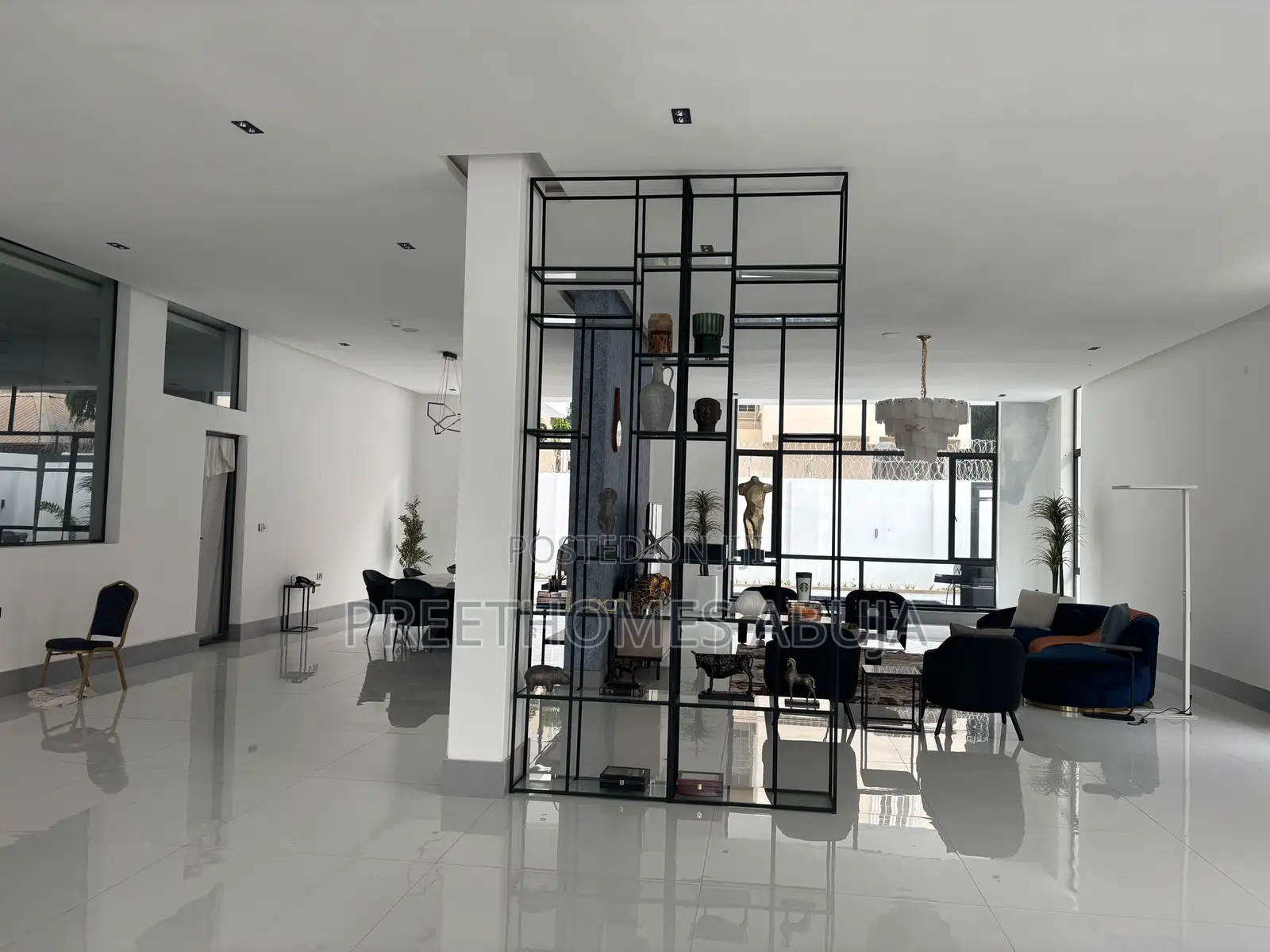 8bdrm Mansion in Asokoro for sale in Asokoro