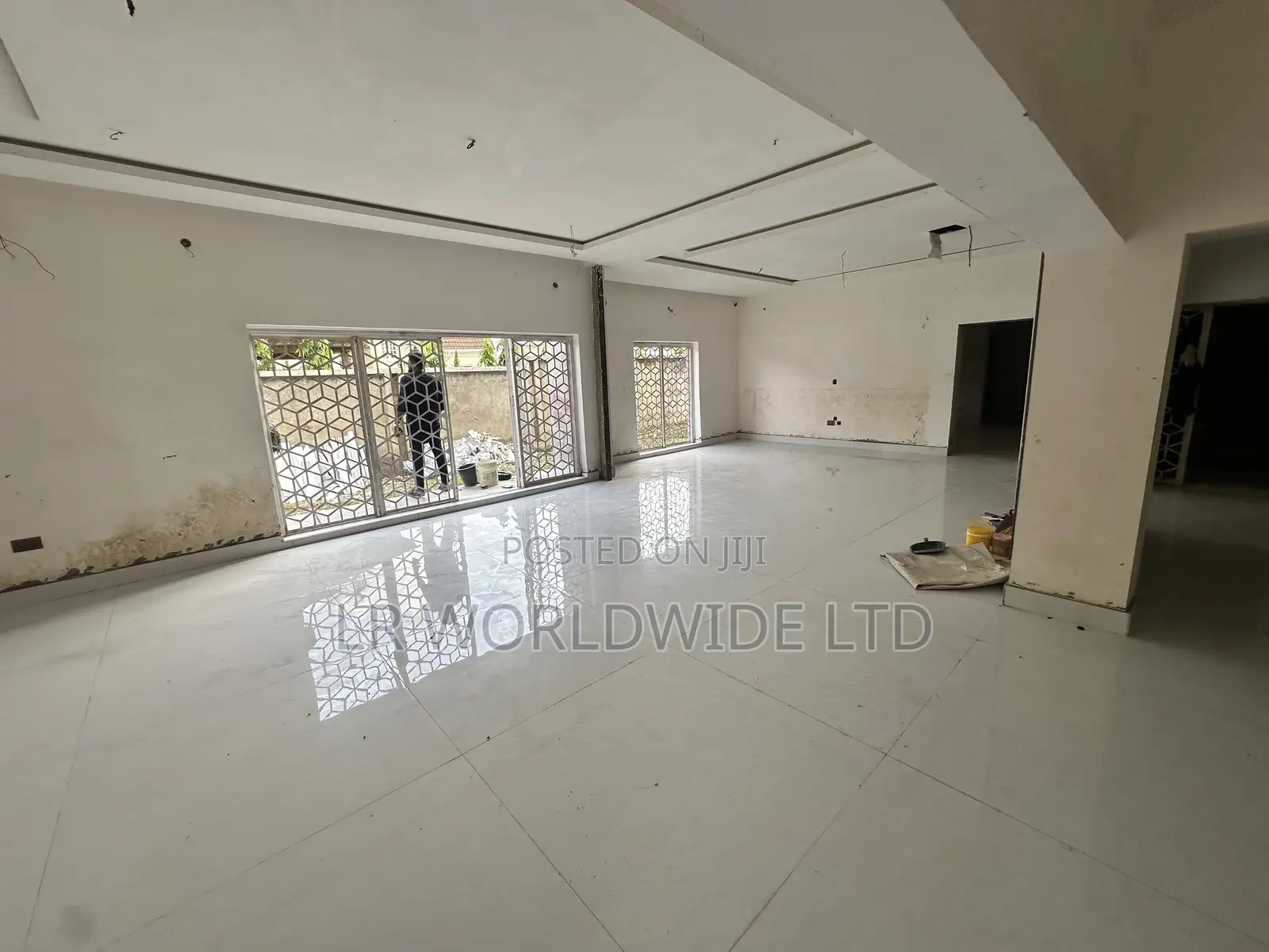 8bdrm Mansion in Apo District for sale in Apo District