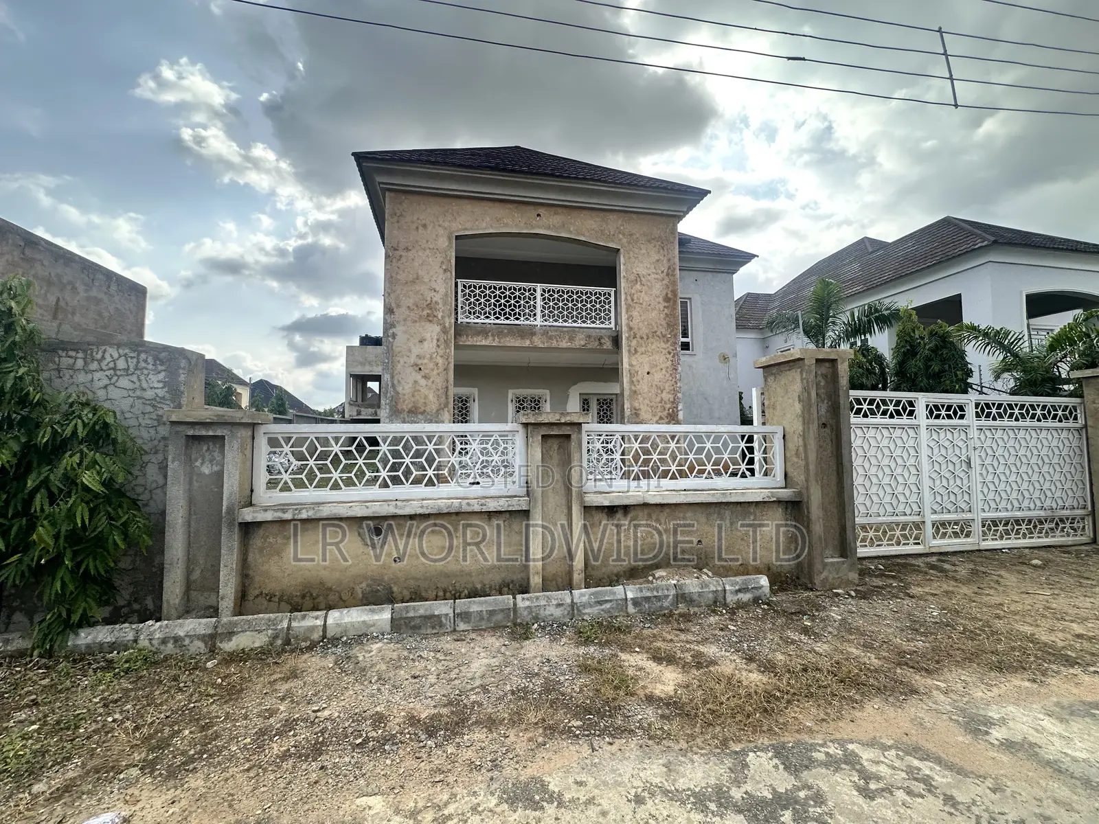 8bdrm Mansion in Apo District for sale in Apo District