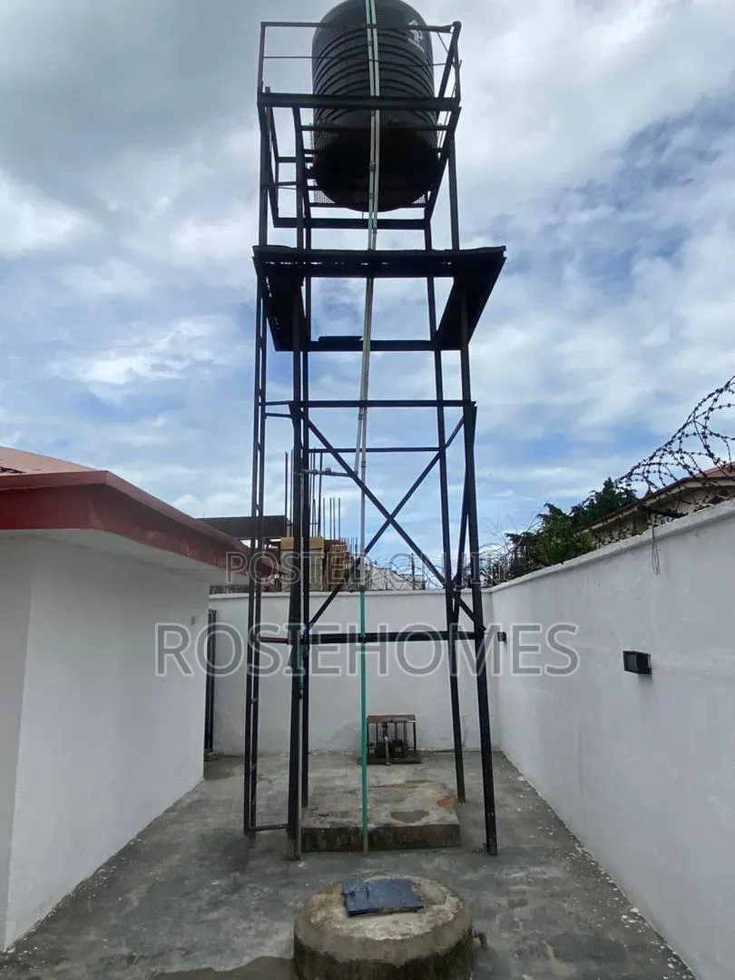 5-Bedroom Semi-Detached House With 2-Room Boys’ Quarters (Bq) in Lekki Phase 1