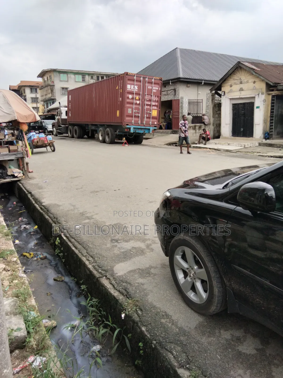 10bdrm Bungalow in Cameroon Road, Aba Expressway for sale in Aba Expressway