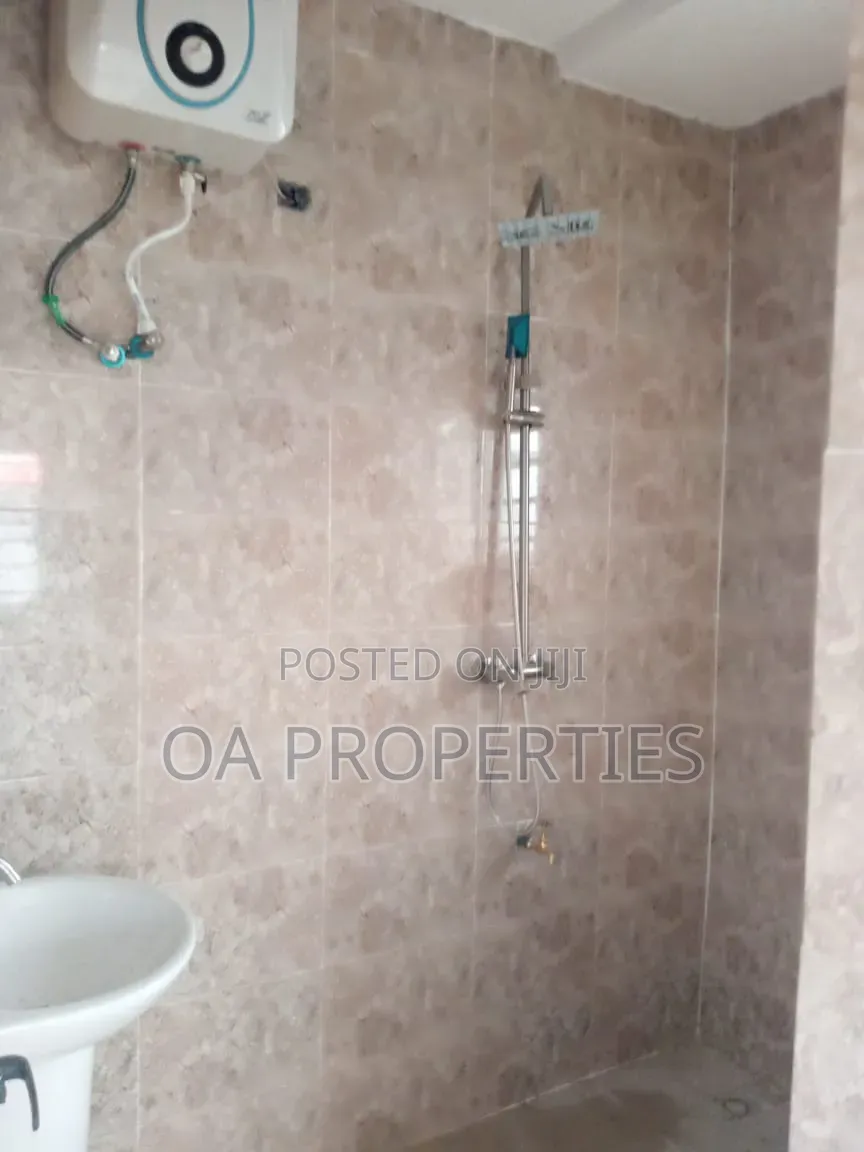 5bdrm Duplex in Ikolaba Estate, Ibadan for rent in Ibadan