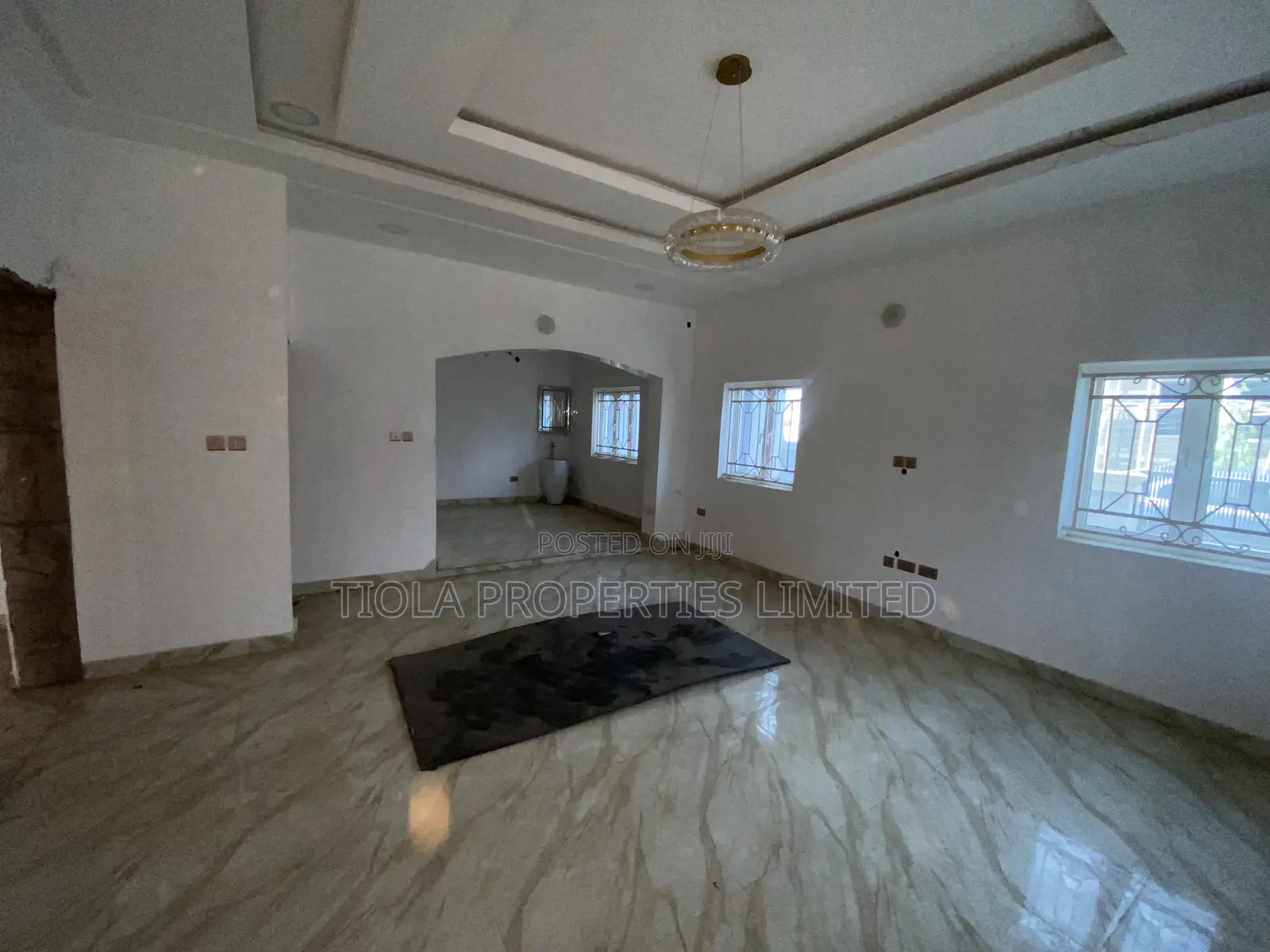 3bdrm Duplex in Goldcity Estate, Sabon Lugbe for rent in Sabon Lugbe