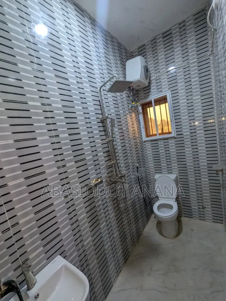 2bdrm Apartment in Off Calabar Itu, Uyo for rent in Uyo