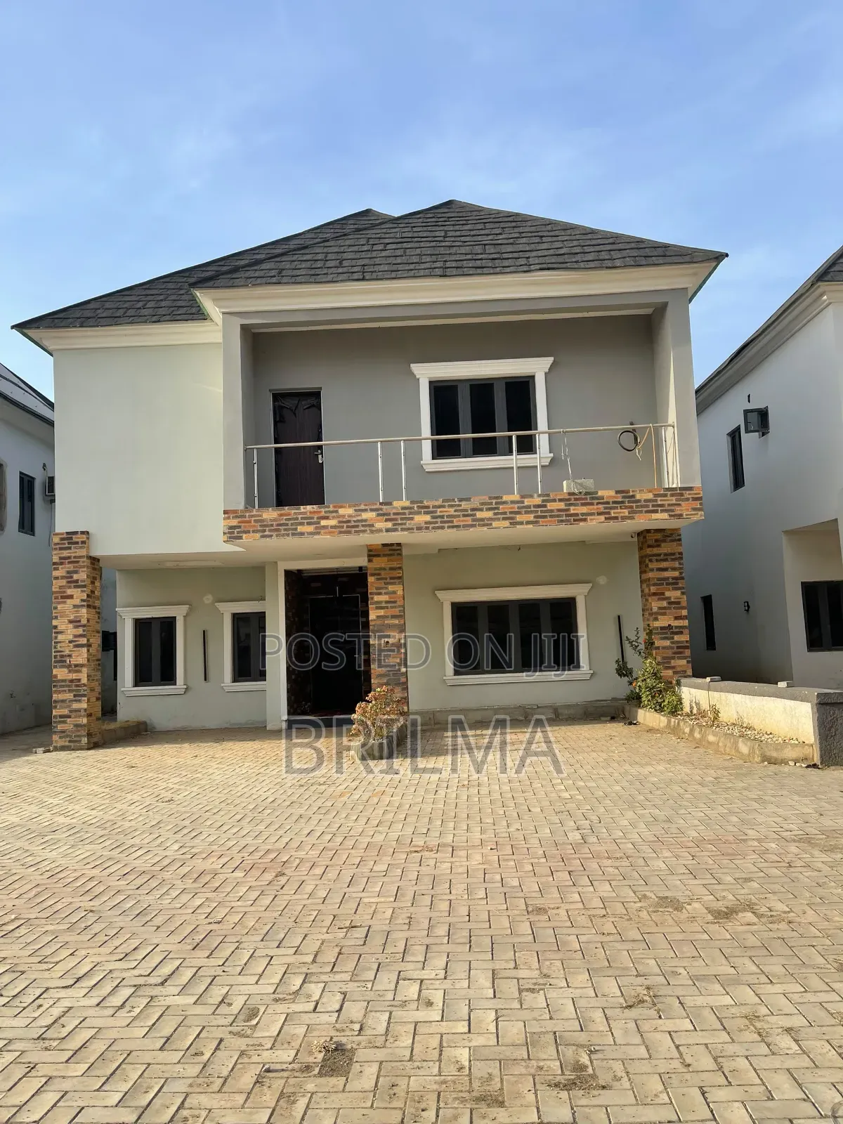 4bdrm Duplex in Jahi for sale in Jahi