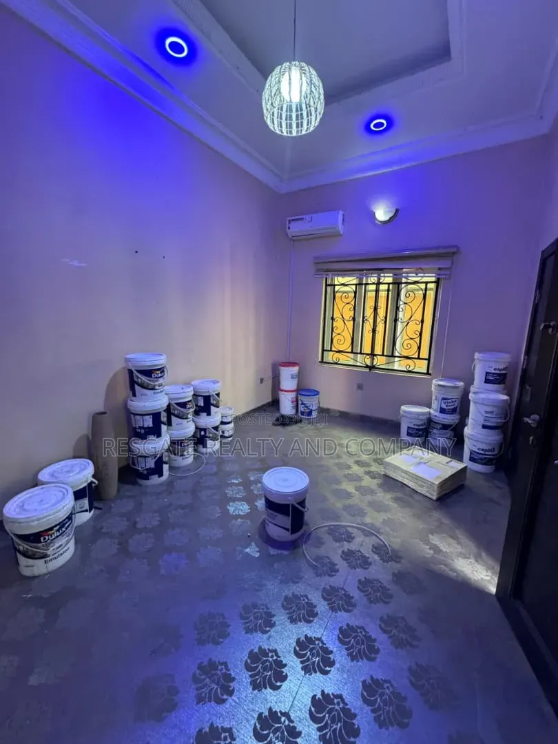 5bdrm Duplex in Kolapo Ishola Gra, Ibadan for rent in Ibadan