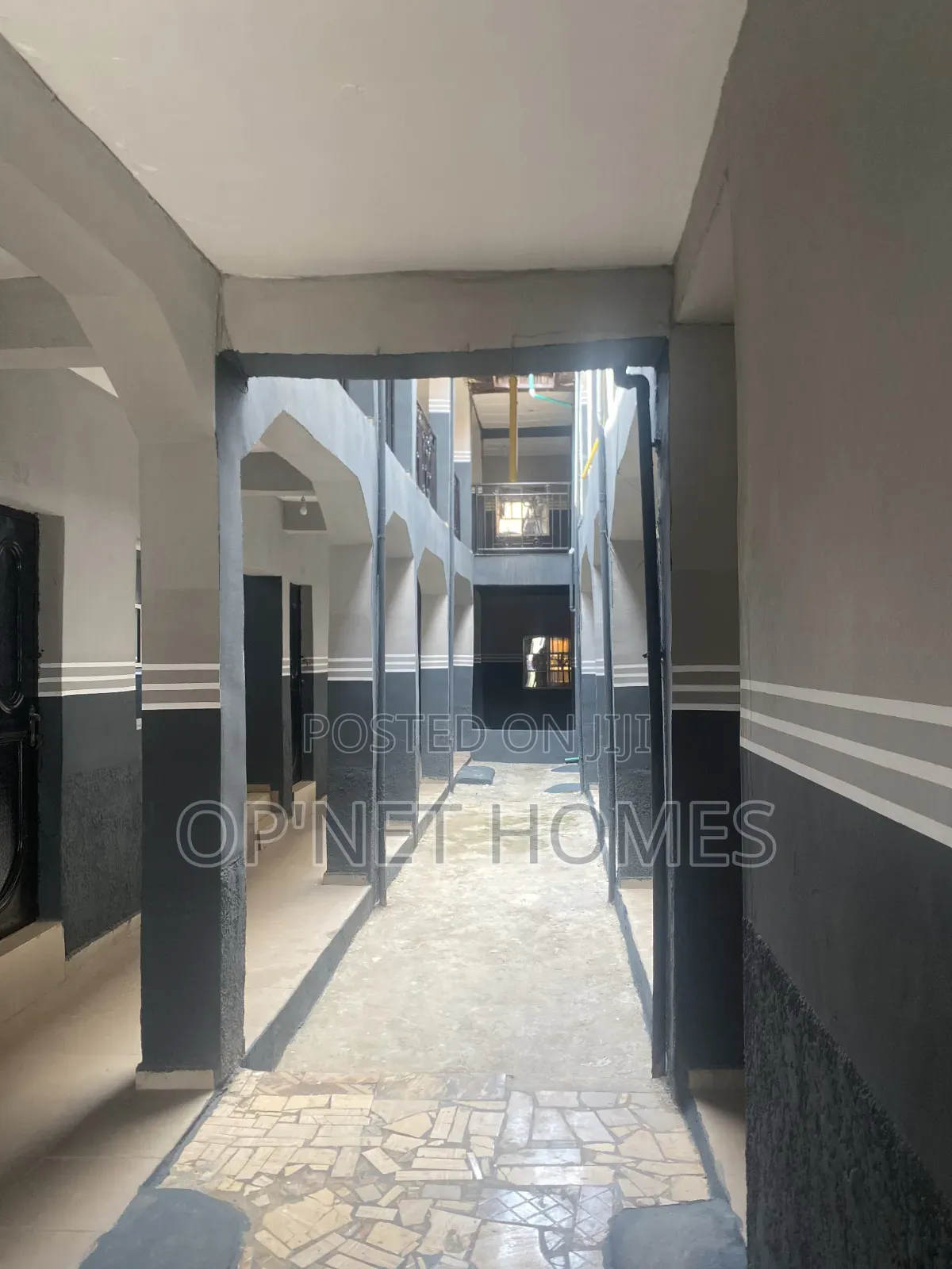 20bdrm Apartment in Akure for sale in Akure