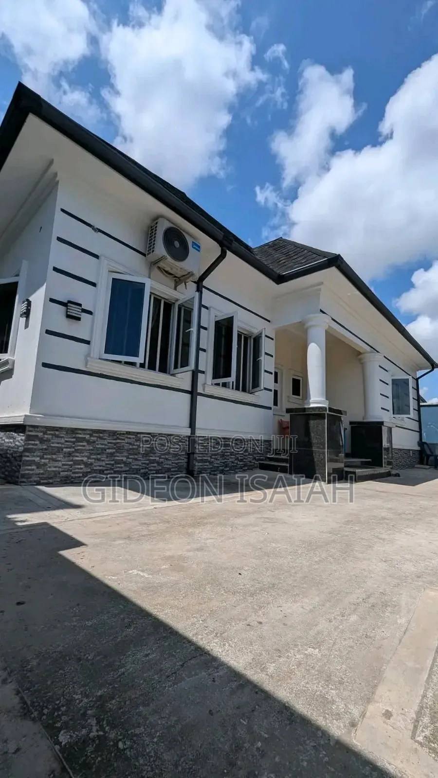 4bdrm Bungalow in Osongama, Uyo for sale in Uyo