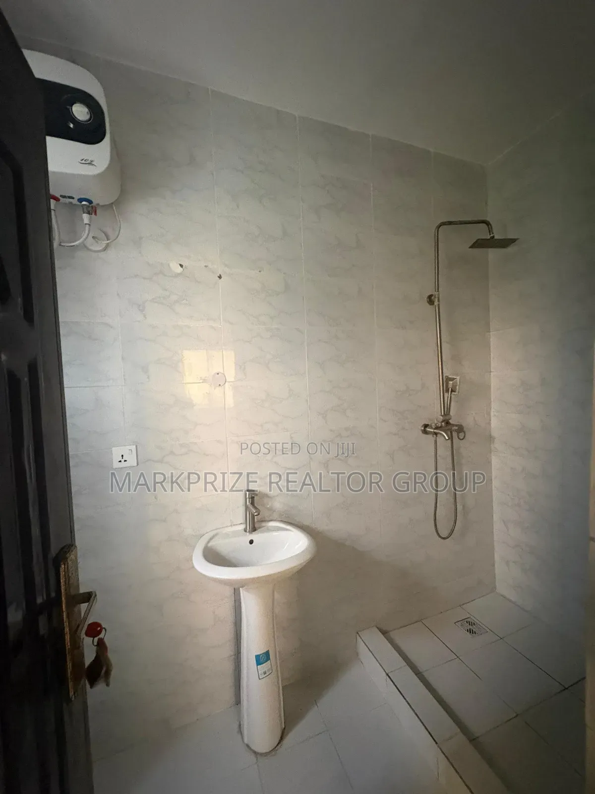2bdrm Apartment in Orchid Lekki Lagos for sale in Lekki Phase 1