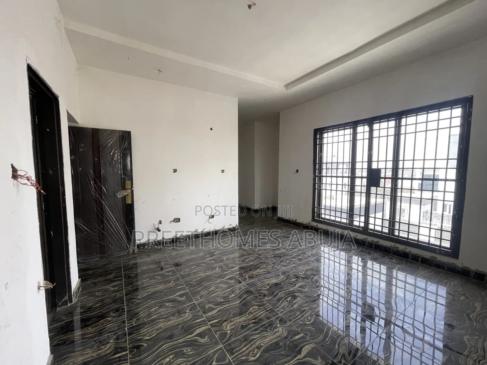 5bdrm Duplex in Ochacho Real Homes 3, Life Camp for sale in Life Camp