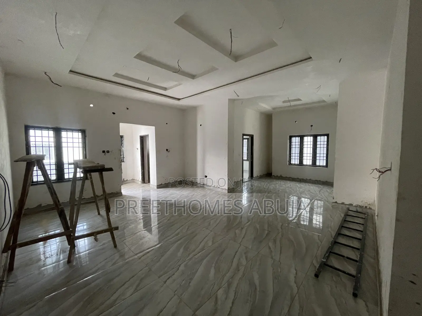 5bdrm Duplex in Ochacho Real Homes 3, Life Camp for sale in Life Camp