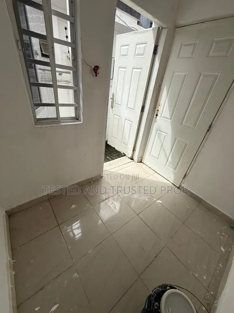 1bdrm Bedsitter in Osapa for rent in Osapa london