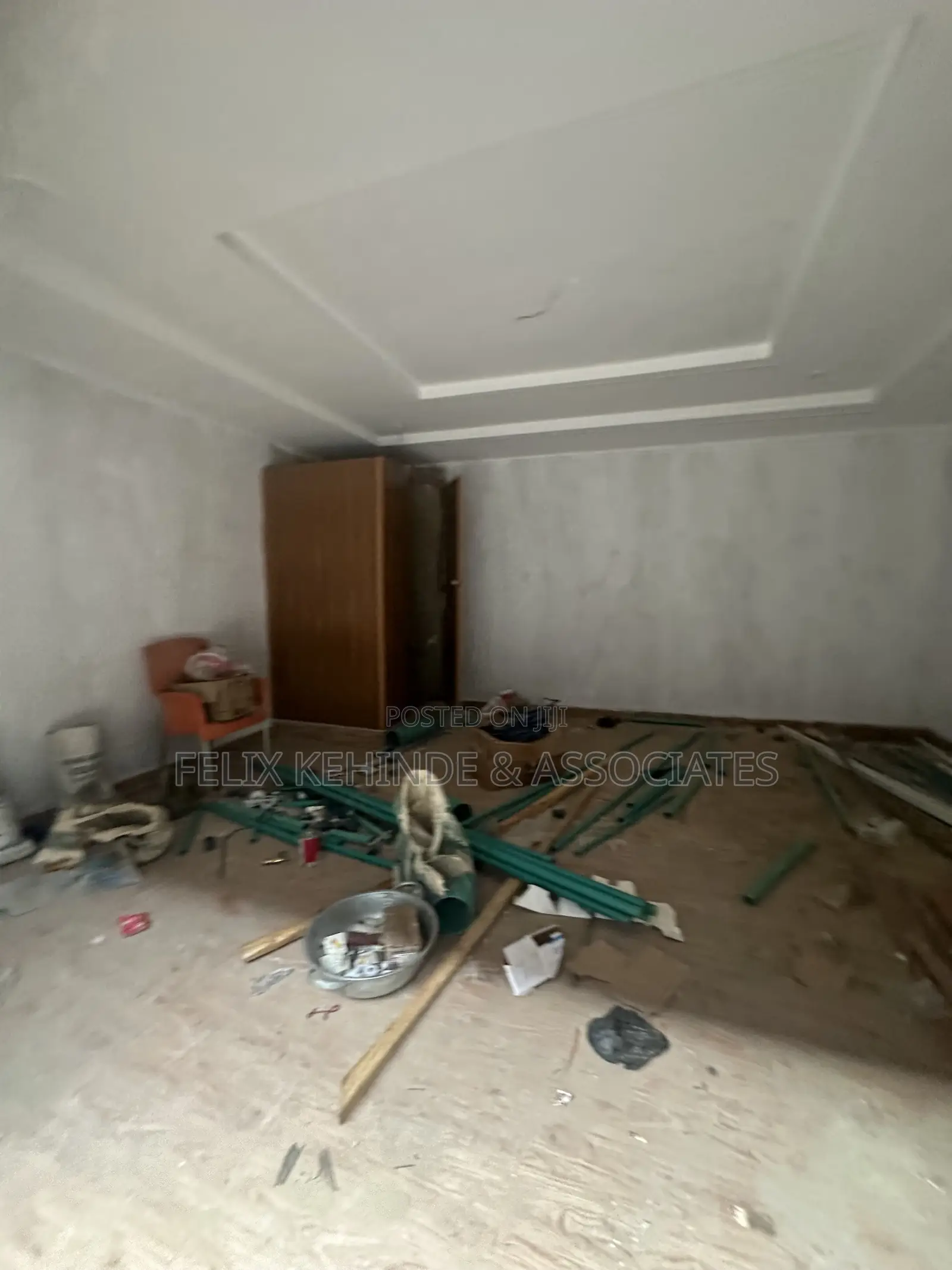 Newly Built Office Shop Space in Adamasingba
