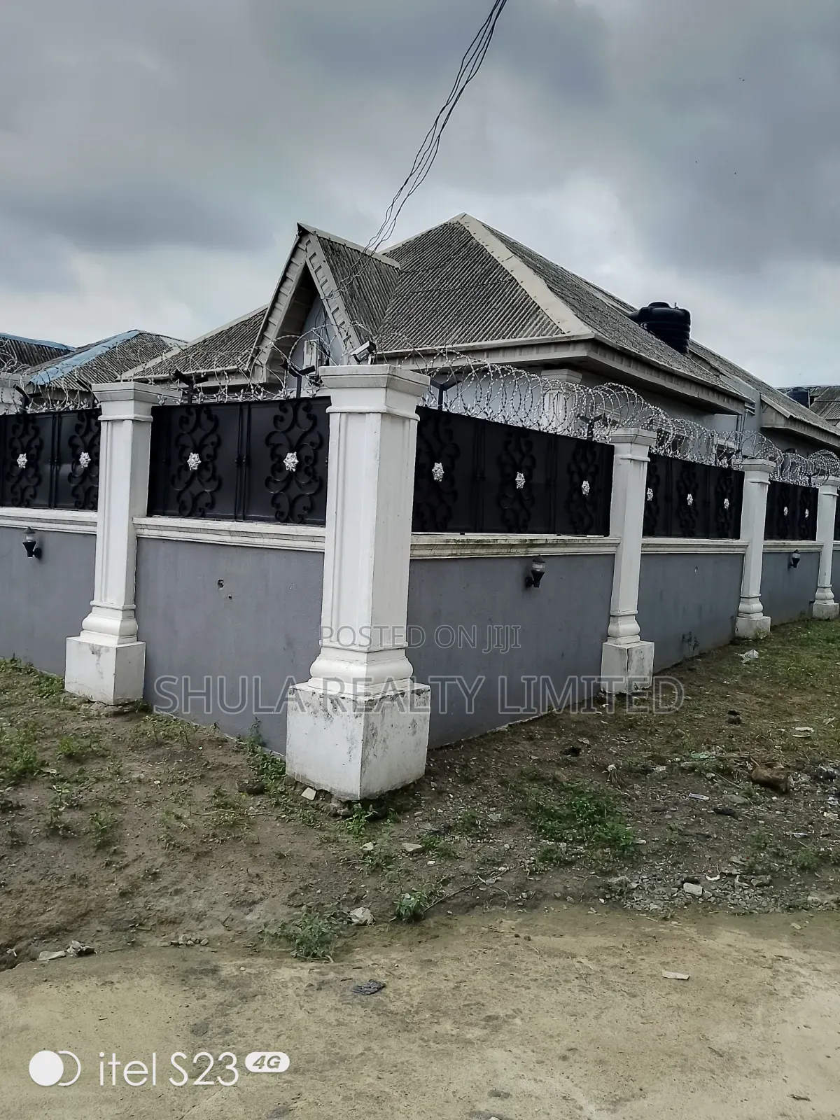 Furnished 3bdrm House in Anisere Iduelemu, Okokomaiko for sale in Okokomaiko