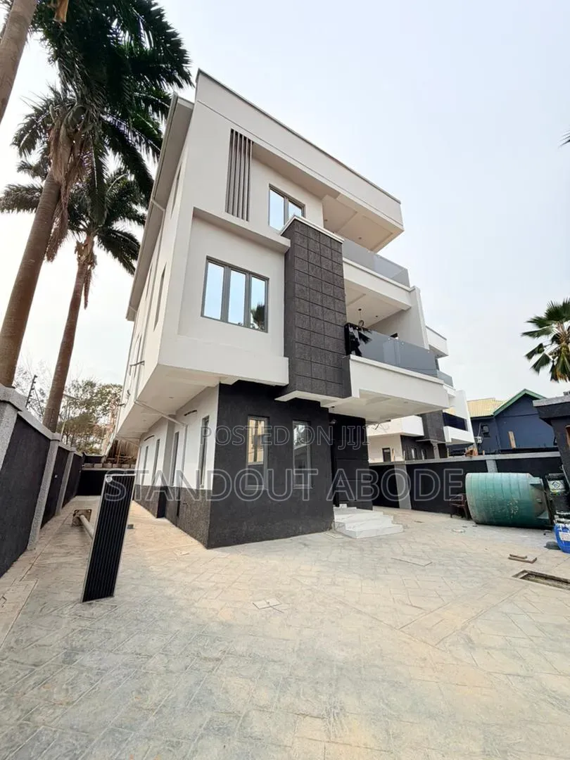 5bdrm Duplex in Inside An Estate, Omole Phase 1 for sale in Omole Phase 1