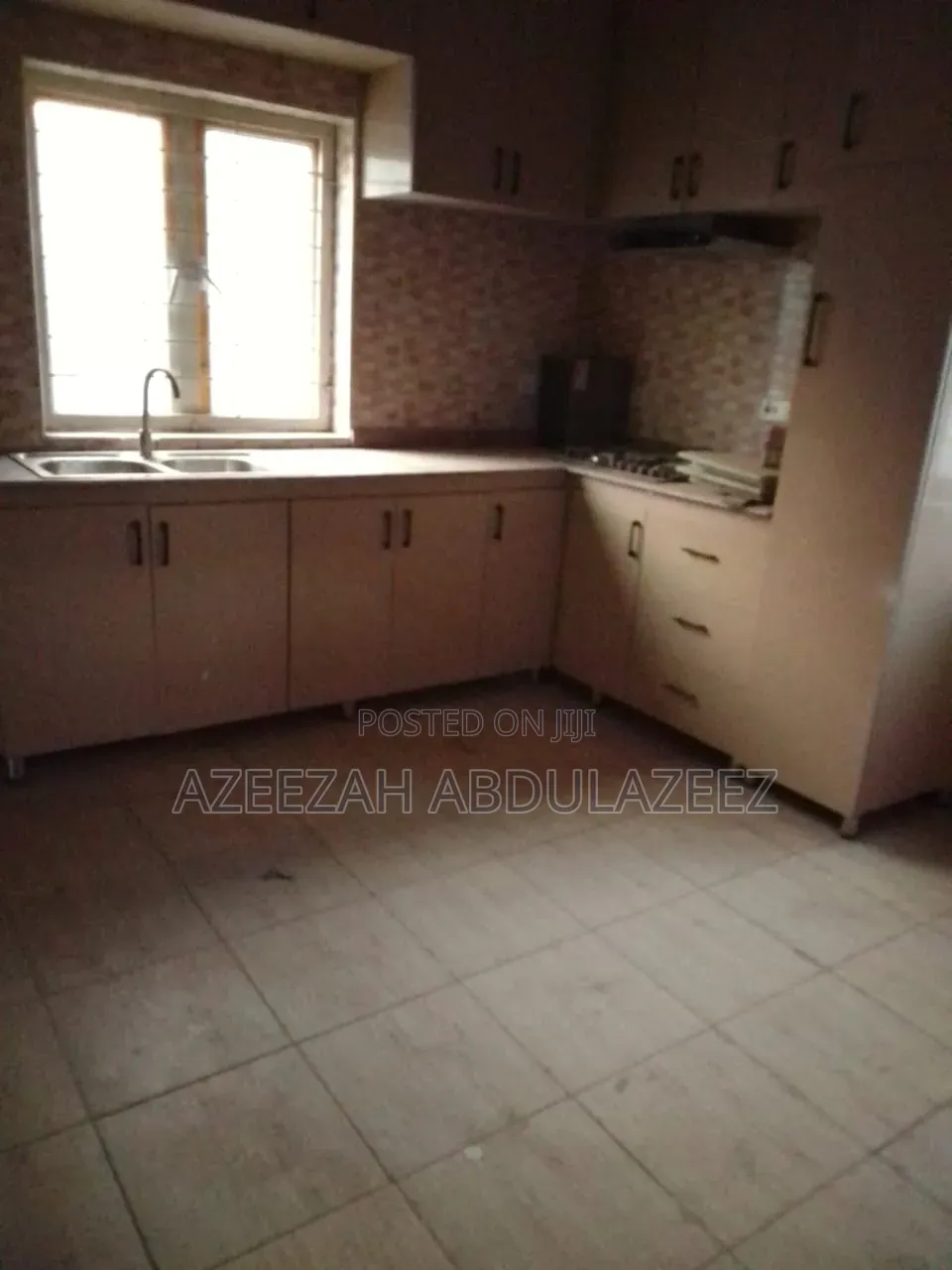 3bdrm Duplex in Sabon Lugbe for rent in Sabon Lugbe