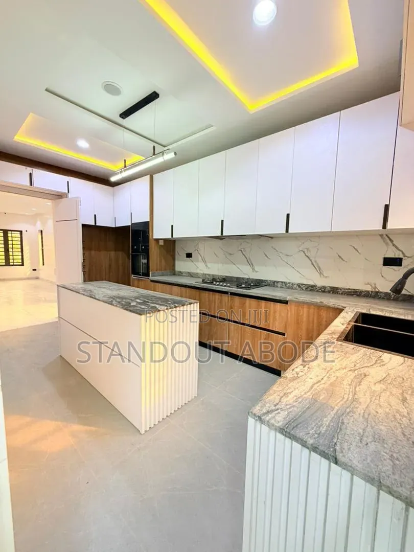 5bdrm Duplex in Inside An Estate, Omole Phase 1 for sale in Omole Phase 1