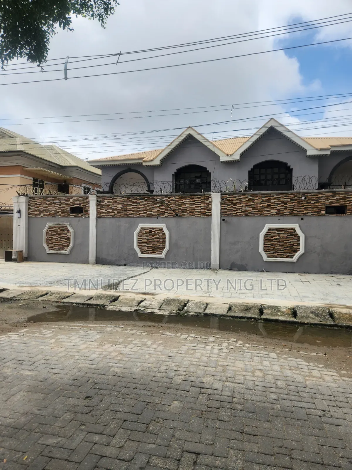 Office Space for Rent Lekki Phase1 in Lekki Phase 1