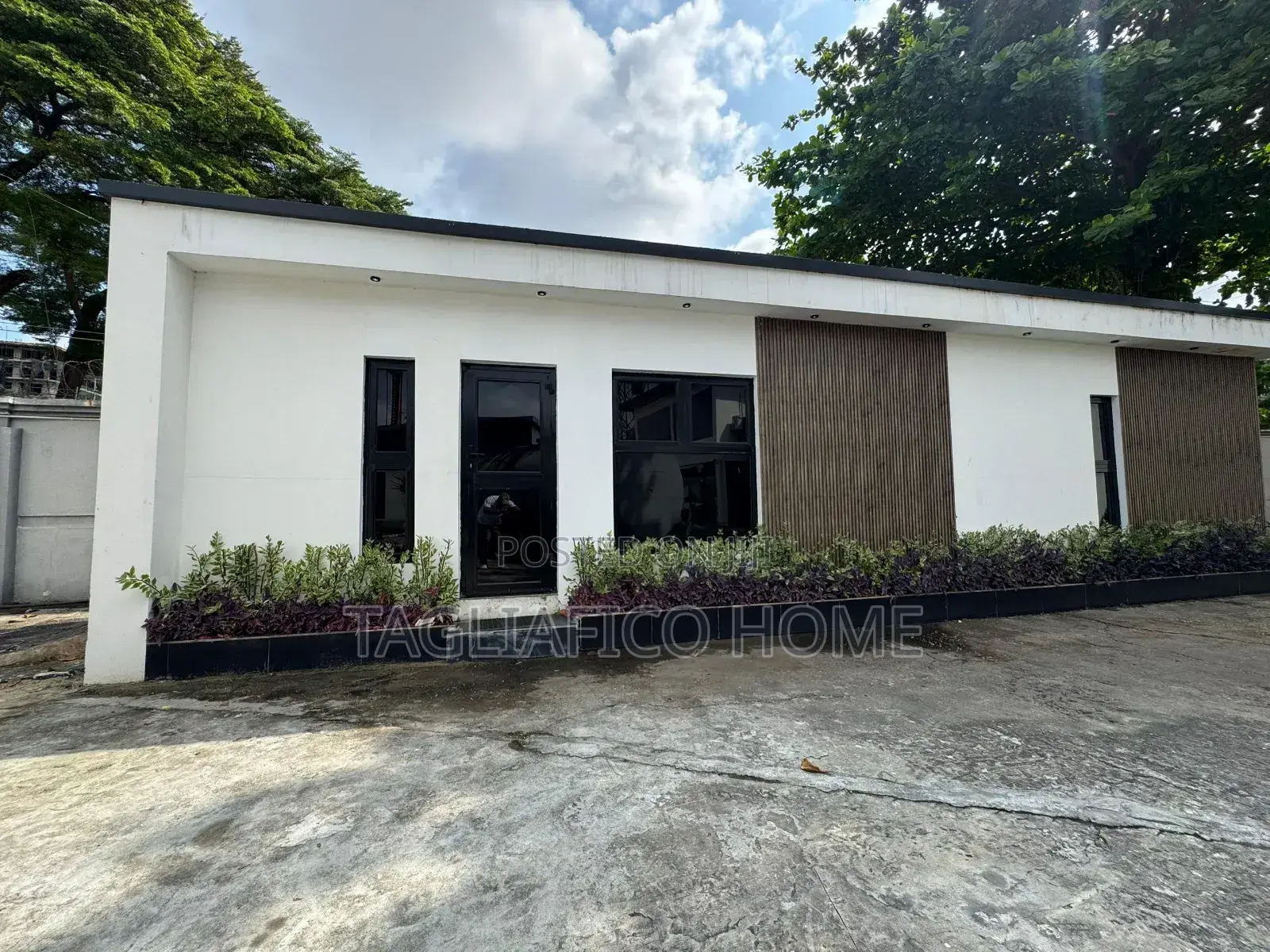 Fully Furnished 1 Bedroom in Ikoyi
