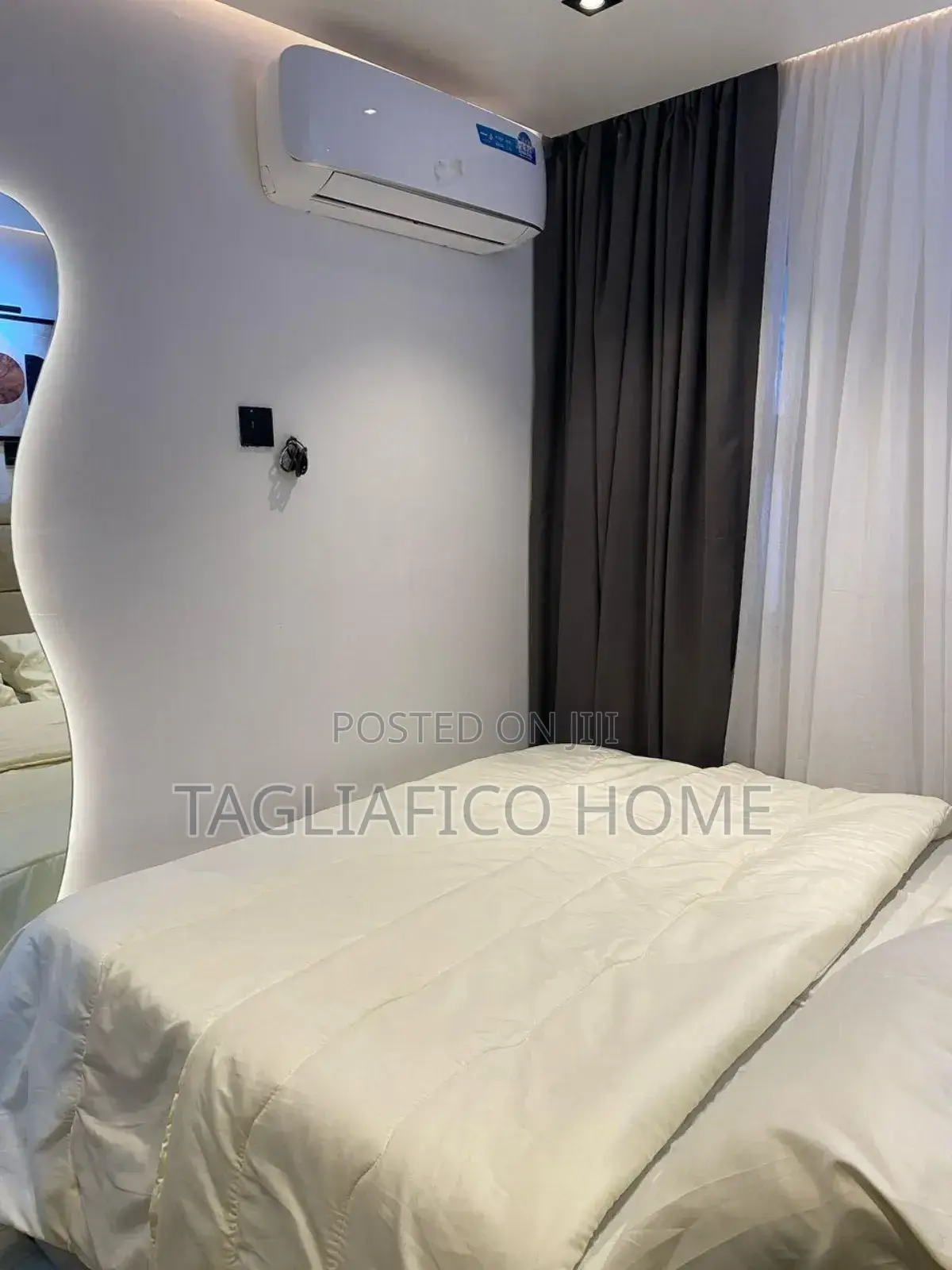 Fully Furnished 1 Bedroom in Ikoyi