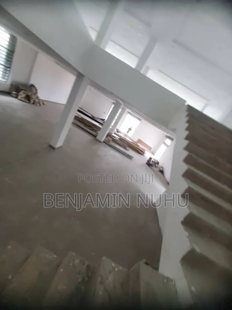 A Massive 1,250sqm Space Good For Every Business in Olokonla