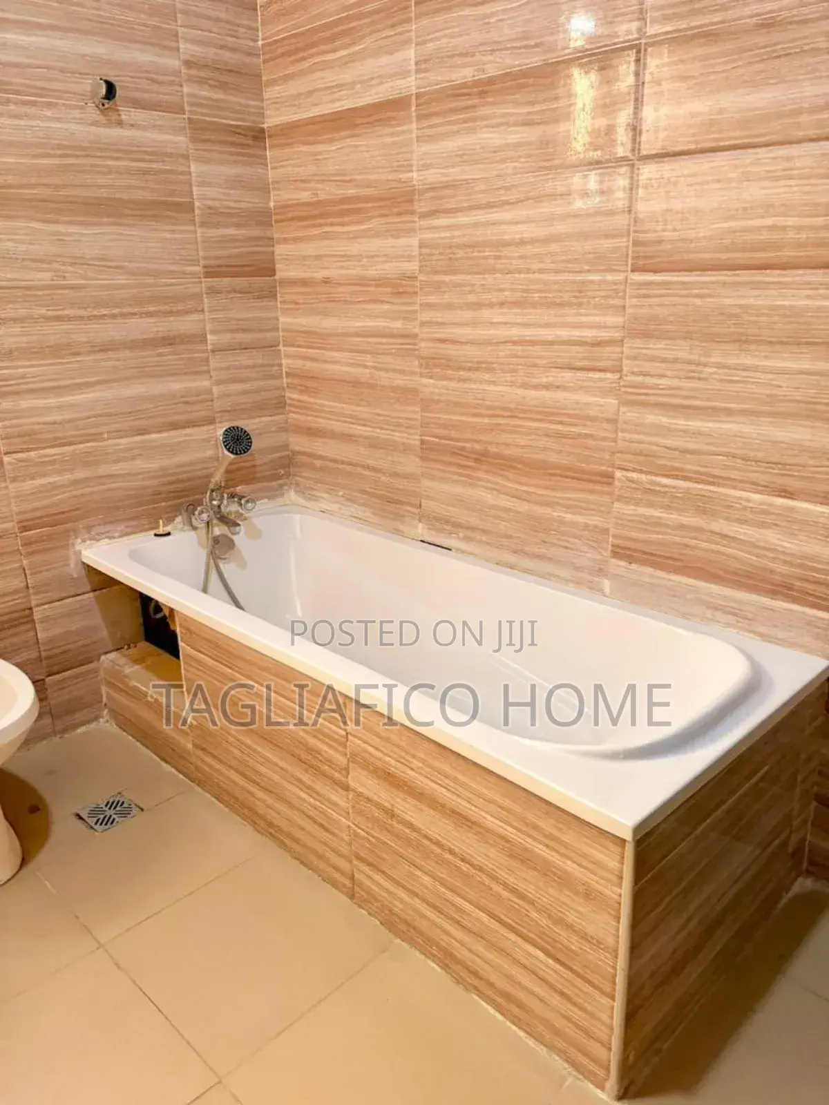 Exquisite 5 Bedroom Apartment in Lekki Phase 1