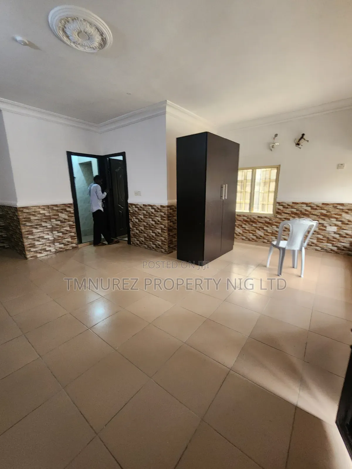 Studio Apartment in Chevron for rent in Chevron