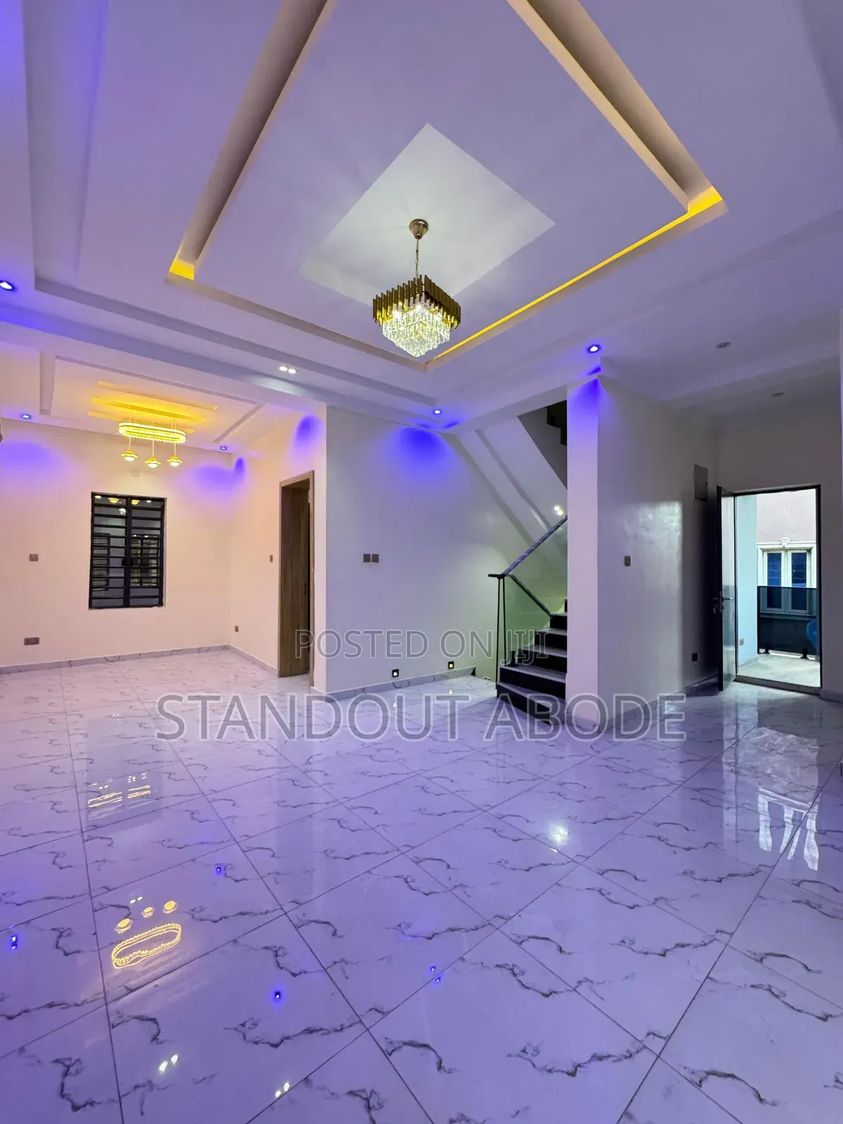 4bdrm Duplex in In An Estate, Ebute Metta for sale in Ebute Metta
