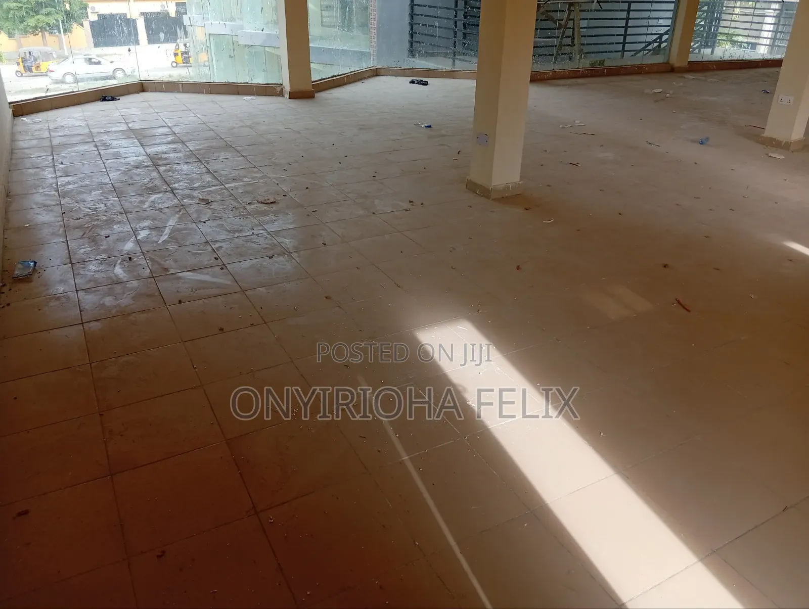 Shop/Office in Gwarinpa in Life Camp