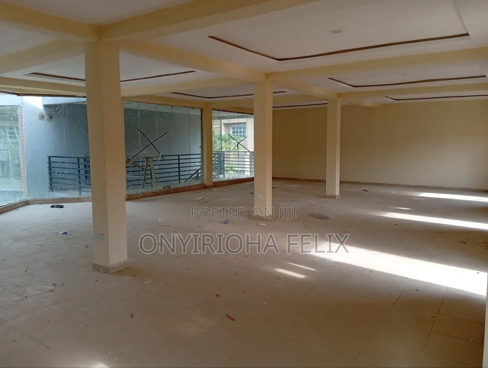 Shop/Office in Gwarinpa in Life Camp