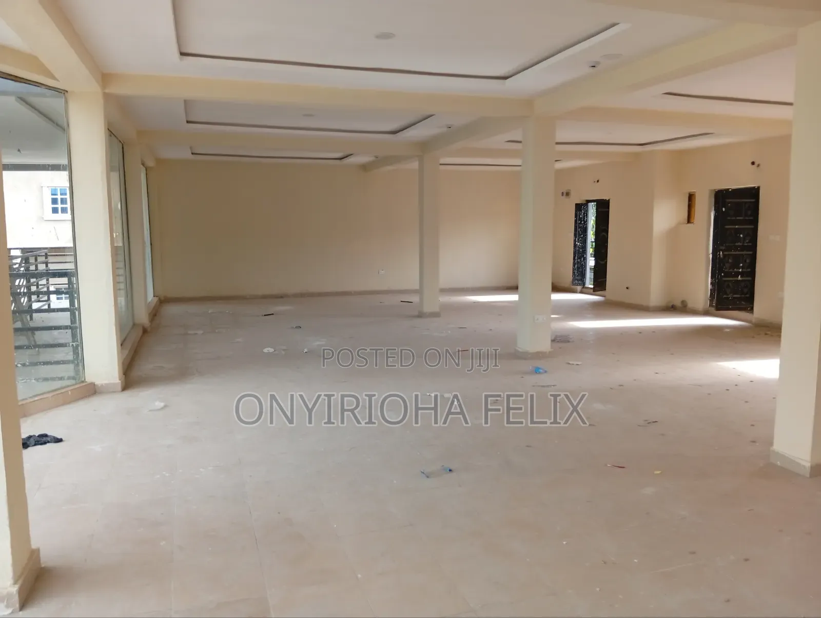 Shop/Office in Gwarinpa in Life Camp