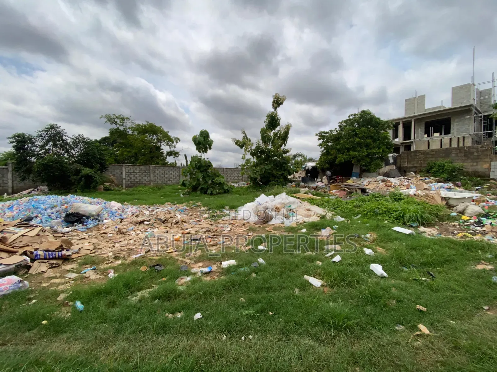 1000sqm Residential Land for Sale in Wuye