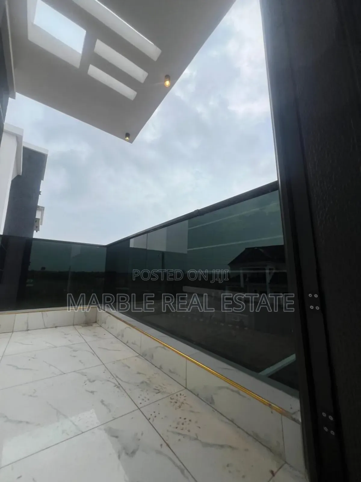 4bdrm Duplex in Obafemi-Owode for sale in Obafemi-Owode