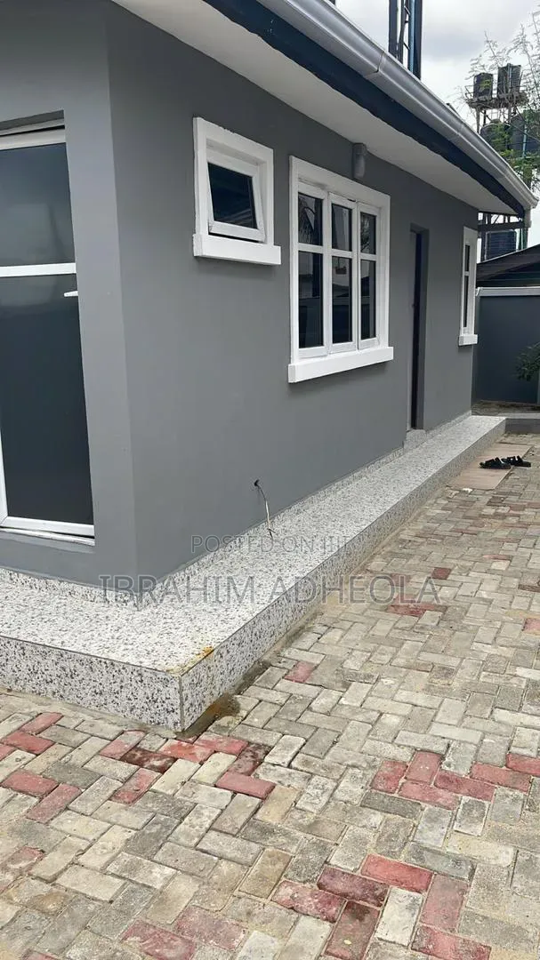 4bdrm Duplex in Ogudu Orioke for sale in Ogudu-Orioke