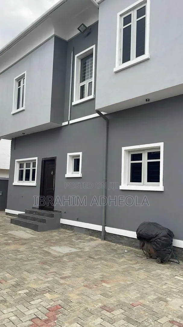 4bdrm Duplex in Ogudu Orioke for sale in Ogudu-Orioke